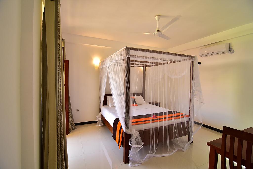 Park Lane 88 Apartments Negombo Eksteriør billede