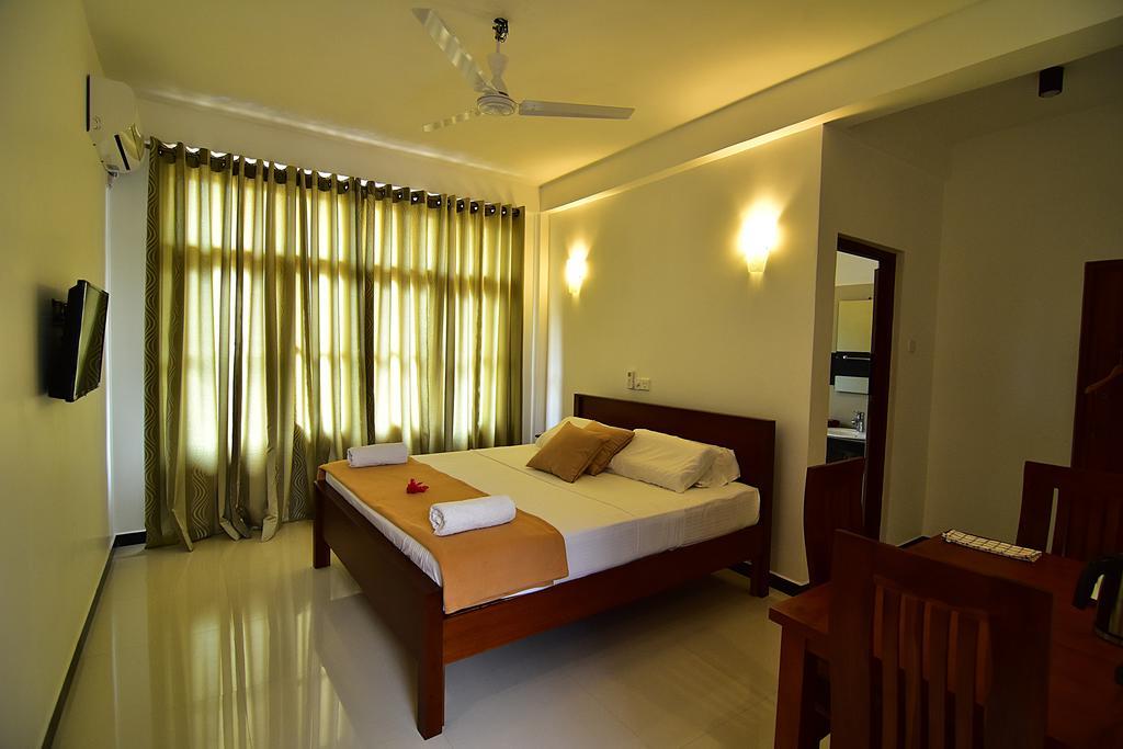 Park Lane 88 Apartments Negombo Eksteriør billede