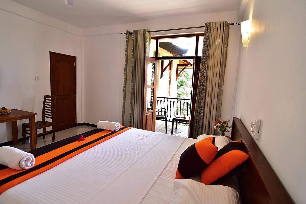 Park Lane 88 Apartments Negombo Eksteriør billede