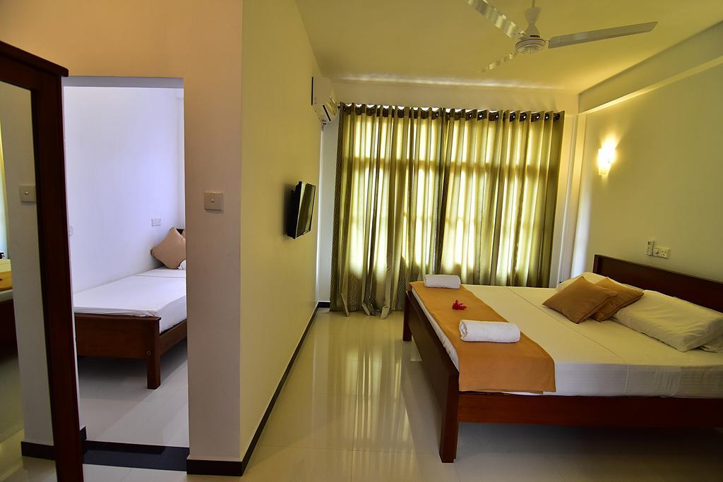 Park Lane 88 Apartments Negombo Eksteriør billede